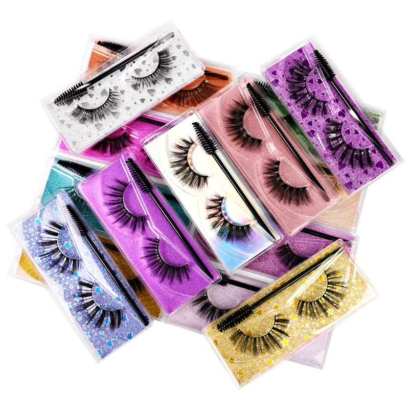 false eyelashes makeup