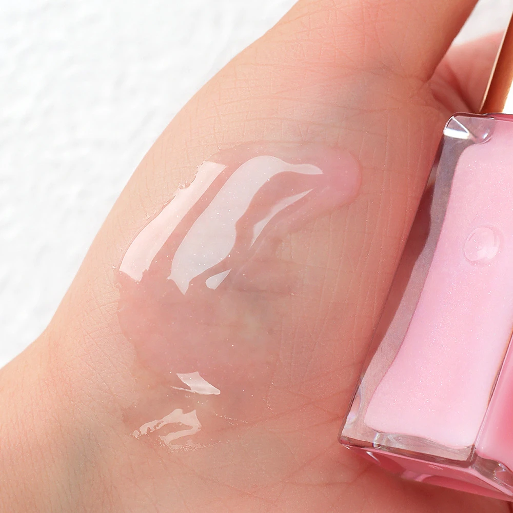 moisturizer lipgloss